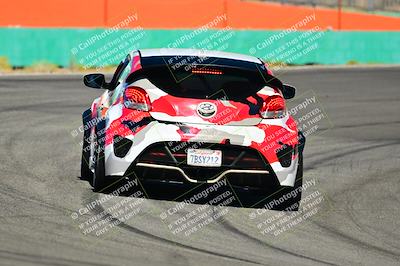 media/Oct-18-2025-Extreme Speed (Sat) [[d6d7e1fef1]]/Group 2 Green/Session 2 (Turn 3)/